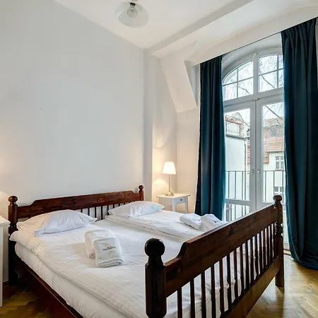Dom & House - Fiszera Apartmán